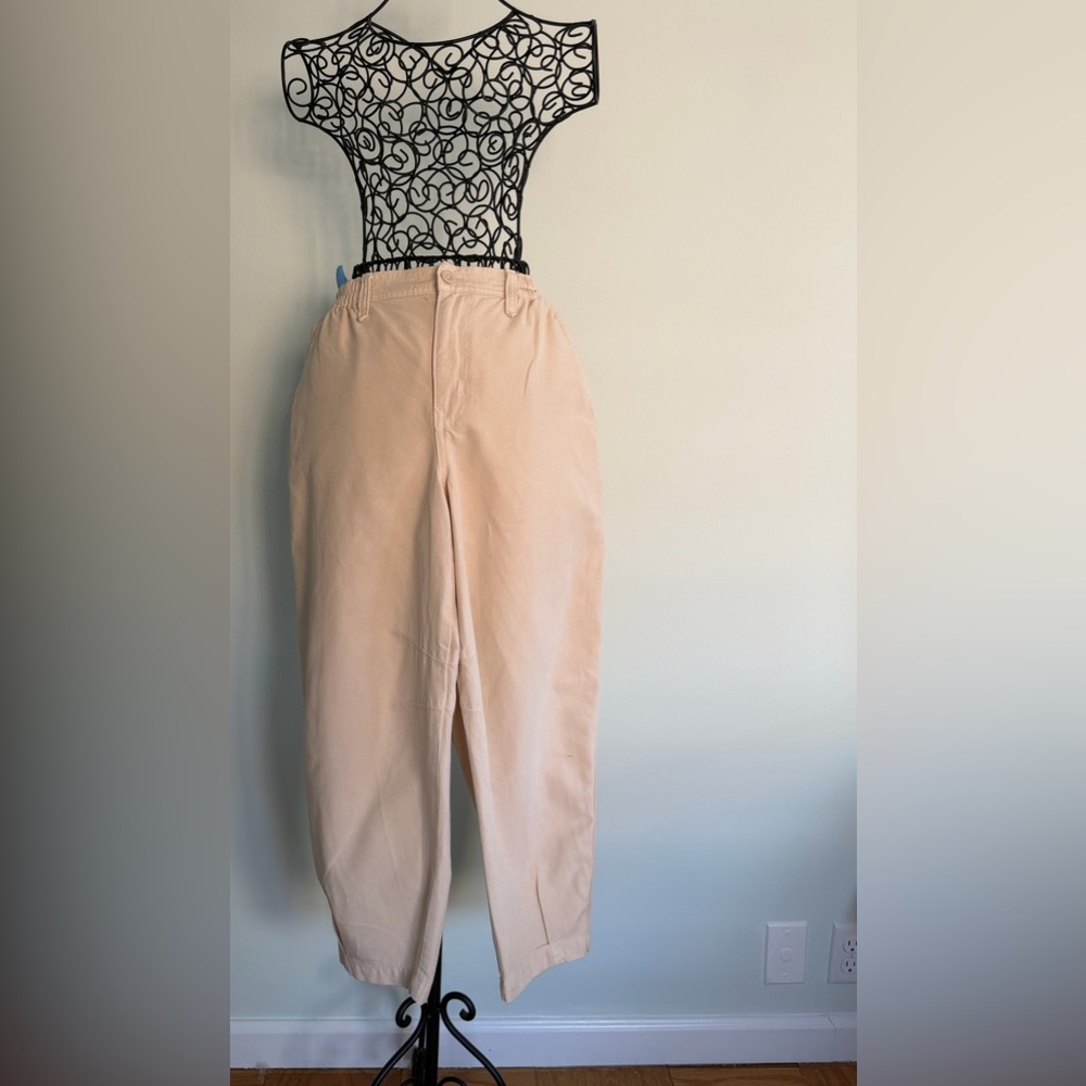 aerie  cropped barrel pant in beige